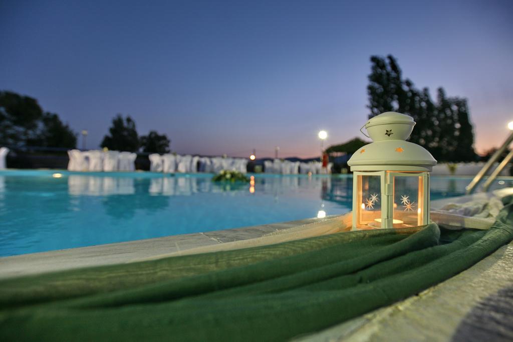 Hotel Pela Скала Калонис Екстериор снимка