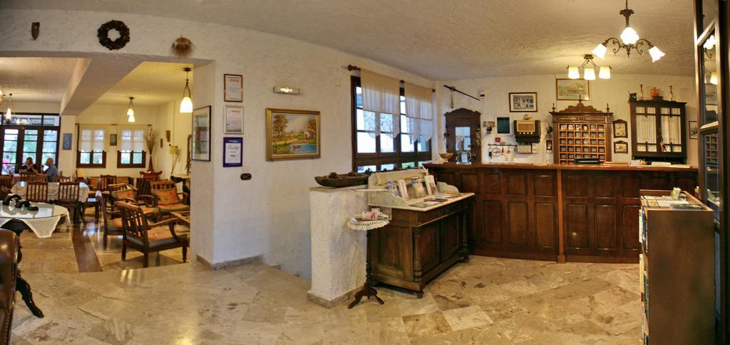 Hotel Pela Скала Калонис Екстериор снимка